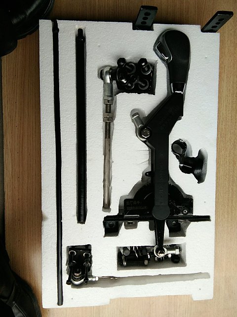 智科容环:手操纵驾车辅助装置